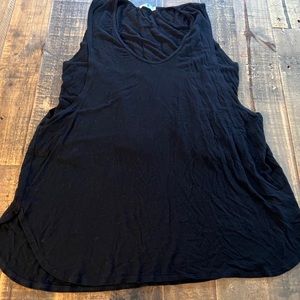 Bun Maternity black nursing tank